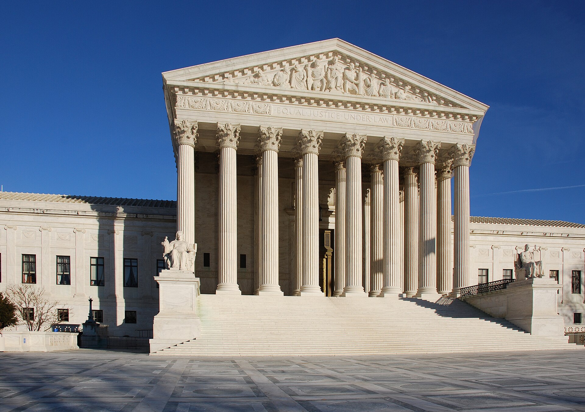 Front facade of the U.S. Supreme Court Building in Washington.